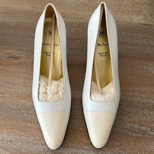 NWOT Vintage Bruno Magli white and cream leather heals 8.5